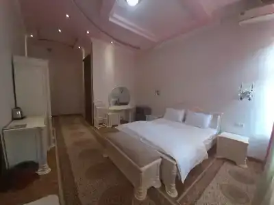 Eleon - Hostel - 3