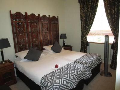 Twenty Nevern Square - 118