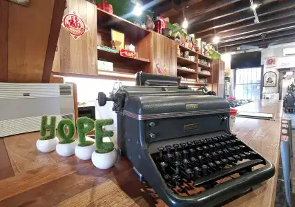 Lang Hoose - 5
