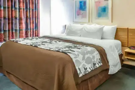 Sleep Inn University - 51