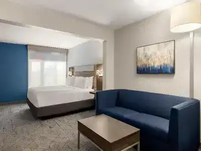 Holiday Inn Express Fayetteville – Fort Bragg by IHG - 56