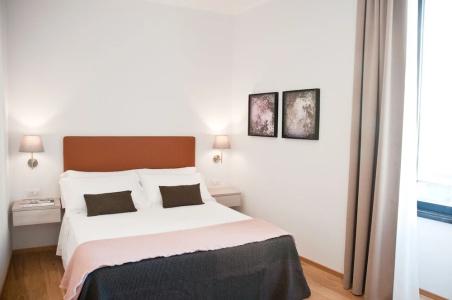 Giuturna Boutique - 36