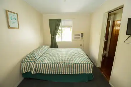 Brisbane Manor - 6
