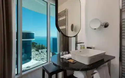 Hilton Rijeka Costabella Beach Resort & Spa - 63