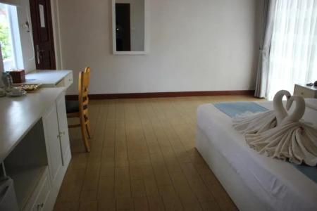 Scarlet Sails Resort - 19