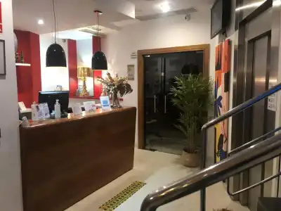 Hostal Albany - 15