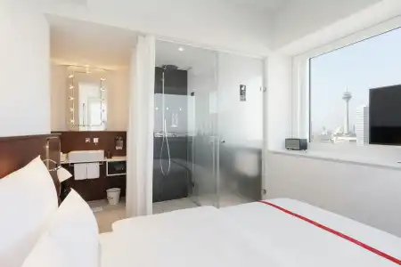 Ruby Luna Düsseldorf - 5