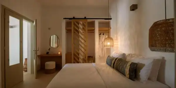 Este Luxury Suites - 31