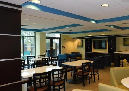 Best Western Plus Birmingham Inn  Suites - 24