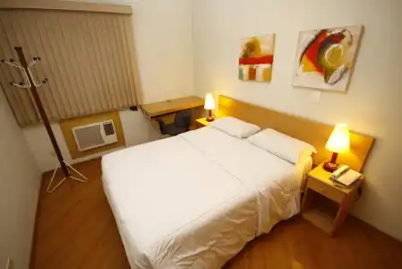 London Class Suites - 31