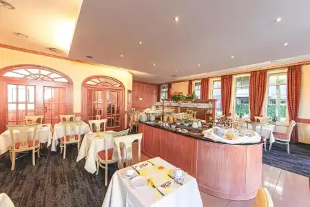 PLAZA Premium ParkNorderstedt - 20