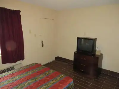 Budgetel Inn & Suites - 24
