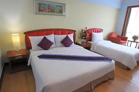 Karnmanee Palace - 37