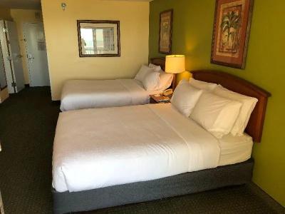Holiday Inn & Suites Clearwater Beach by IHG - 144