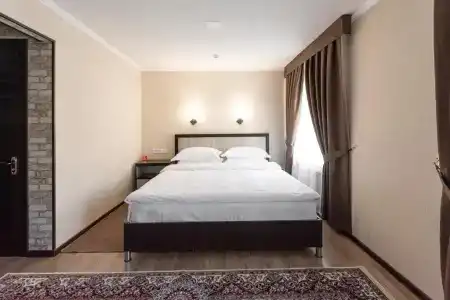 VOYAGE - 19