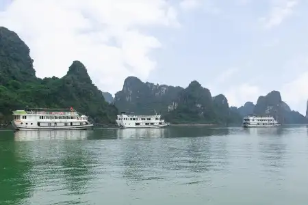 Halong Fantasea Cruise - 10
