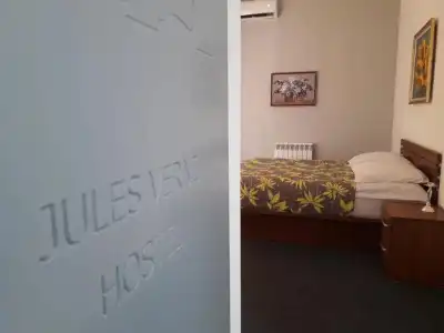 Jules Verne Hostel - 29