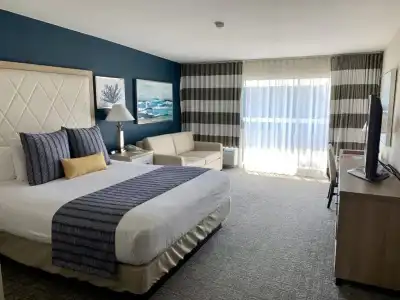 Bay Club & Marina - 81