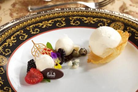 Imperial & Restaurant - 10