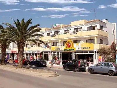 ApartVibra Mogambo - Adults Only - 0
