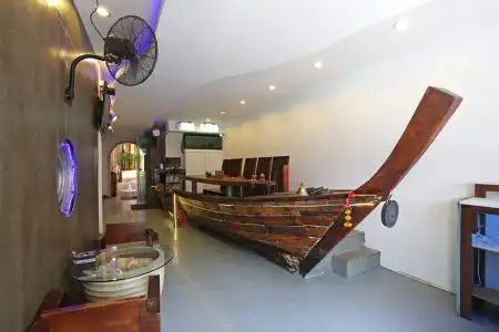 Baan Kamala Backpacker - 12