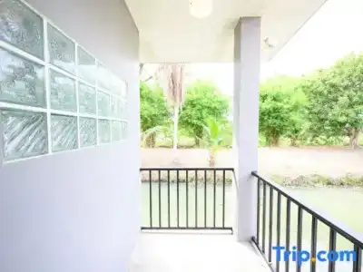 Busaya Resort - 180