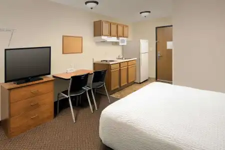 WoodSpring Suites San Antonio South - 3