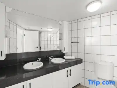 Gemini Court Holiday Apartments - 239