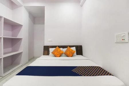 OYO Radhika Palace - 30
