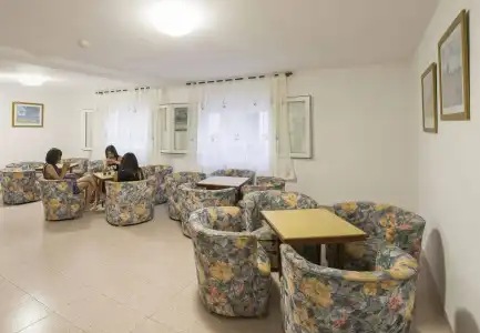 Hostal Roca - 12
