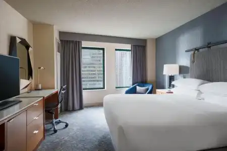 Sheraton Grand Chicago Riverwalk - 69