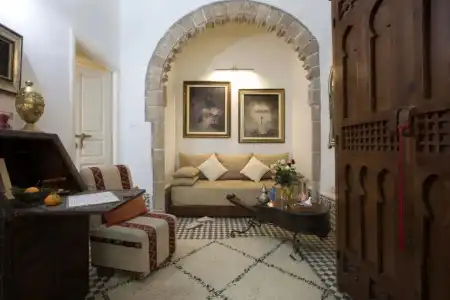 Riad  Emotion - 79