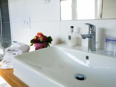 Löwen Garni - B&B - 23