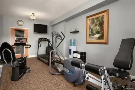Best Western Plus Peppertree Airport Inn - 23
