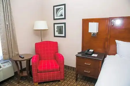 Breckinridge Inn - 24