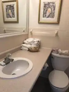 Ocean Surf Resort - 8