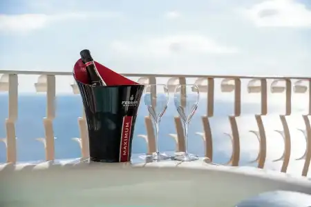 Eden Roc - 335