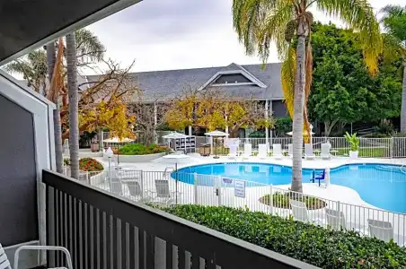 Holiday Inn-Carlsbad The Sea - 70