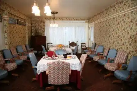 Martine Inn - 13