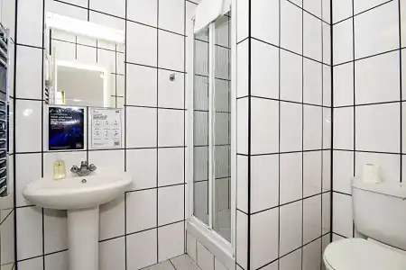 Chelsea Guest House - 23