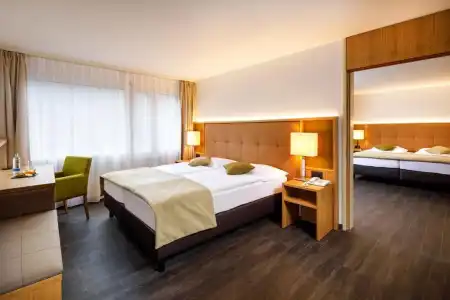 Ramada by Wyndham Baden du Parc - 55