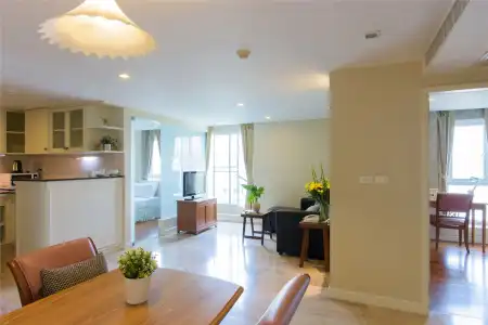 Sabai Sathorn - 22