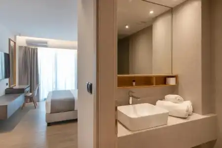 The Residences - 38