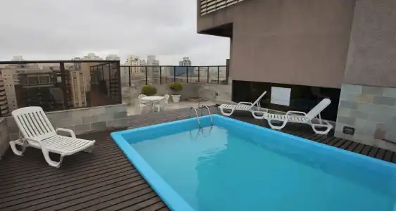 London Class Suites - 16