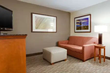Drury Inn & Suites Greenville - 57