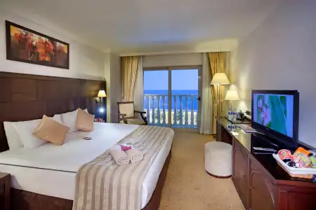 Crowne Plaza Antalya - 35