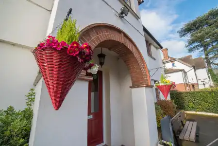 Red Mullions Guest House - 16