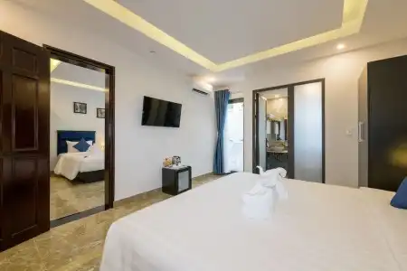 Royal Mansion Boutique Hoi An - 1