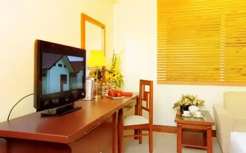 Dong Khanh - 30