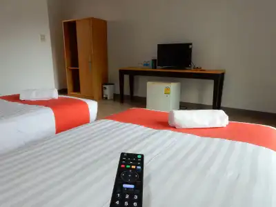 Wandee Bed & Breakfast - 4